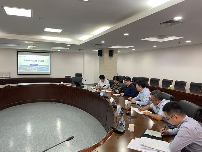 提升后勤服務品質 保障校園運行高效——校領導調研資產經營公司后勤服務保障工作并部署會議服務優化任務